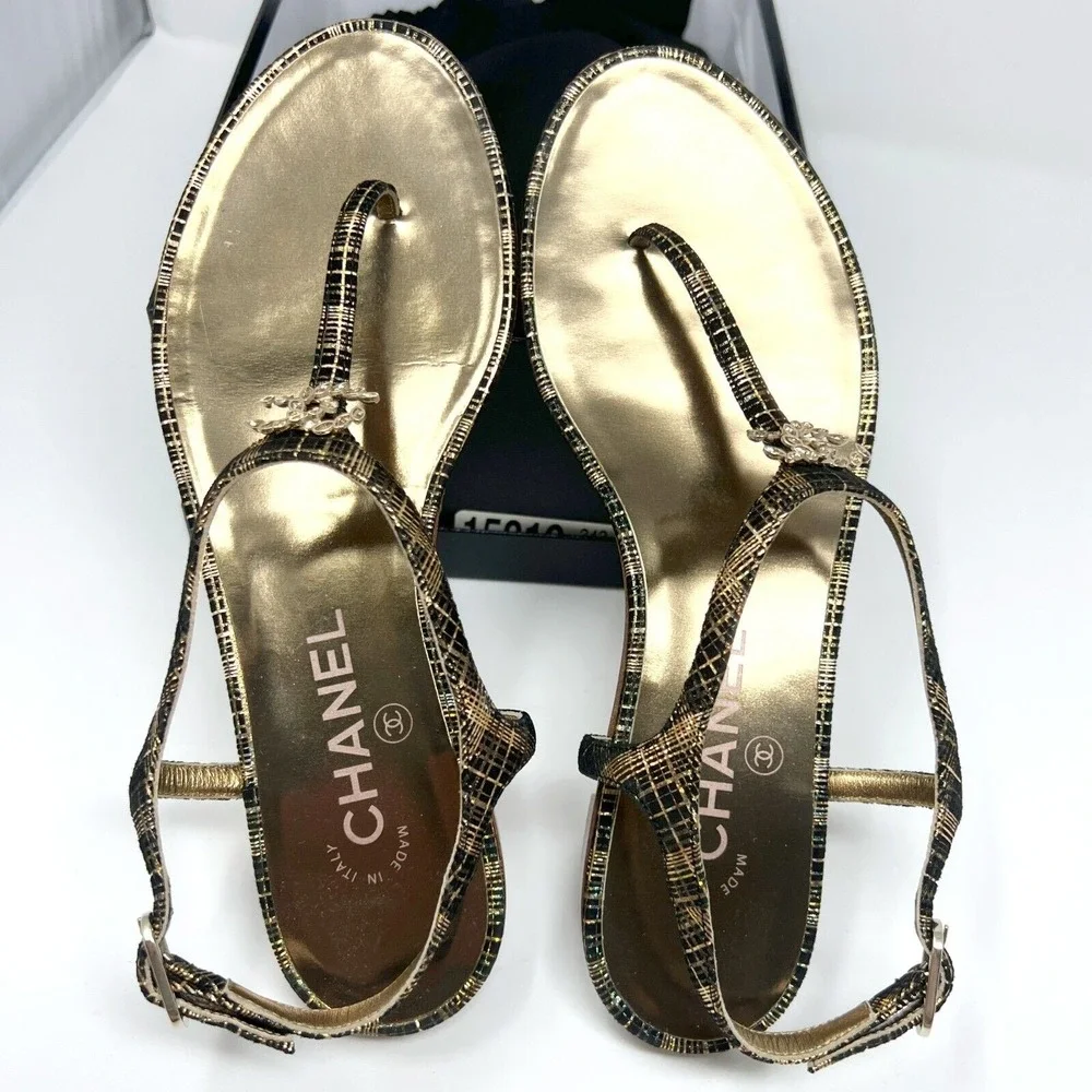 Chanel Logo Gold Embellished Flat Thong Sandals Size EU‎ 37